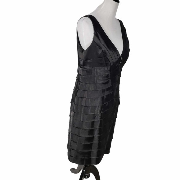 Jones New York women's size 14 Shiny Black Sleeveless Knee Length Dress - Picture 3 of 8